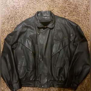 Vintage "Best Genuine Leather 4 U Of California" - Black Leather Men's Jacket